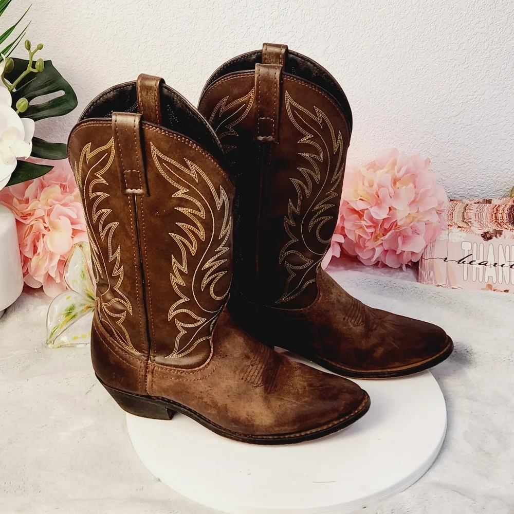 𝅺Laredo Womens Kadi Cowboy Boots Size: 6